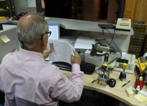 Funcionario-preparando-jubi