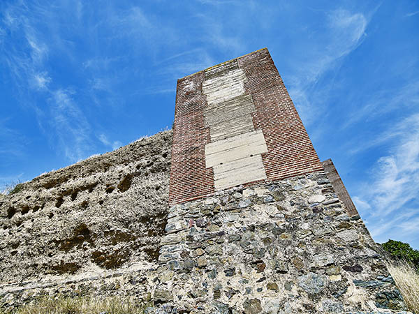 Torre esquina NE / Víctor Gibello