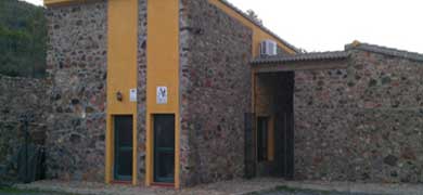 Instalaciones del albuergue El Pericuto, organizador de la marcha