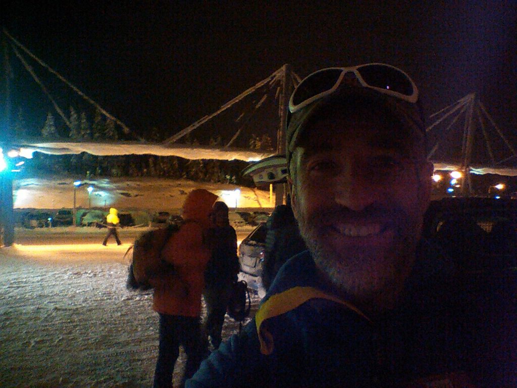 Llegada a Rovaniemi después de tres vuelos y 14 horas de vieje, menos mal que mi hermano Juampe nos está esperando al llegar un día antes. Temperatura -3º